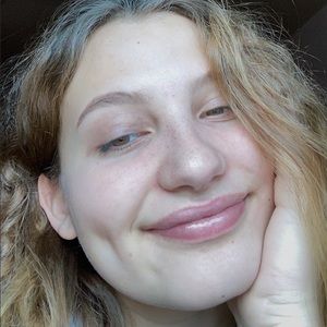 Meet your Posher, Mikayla